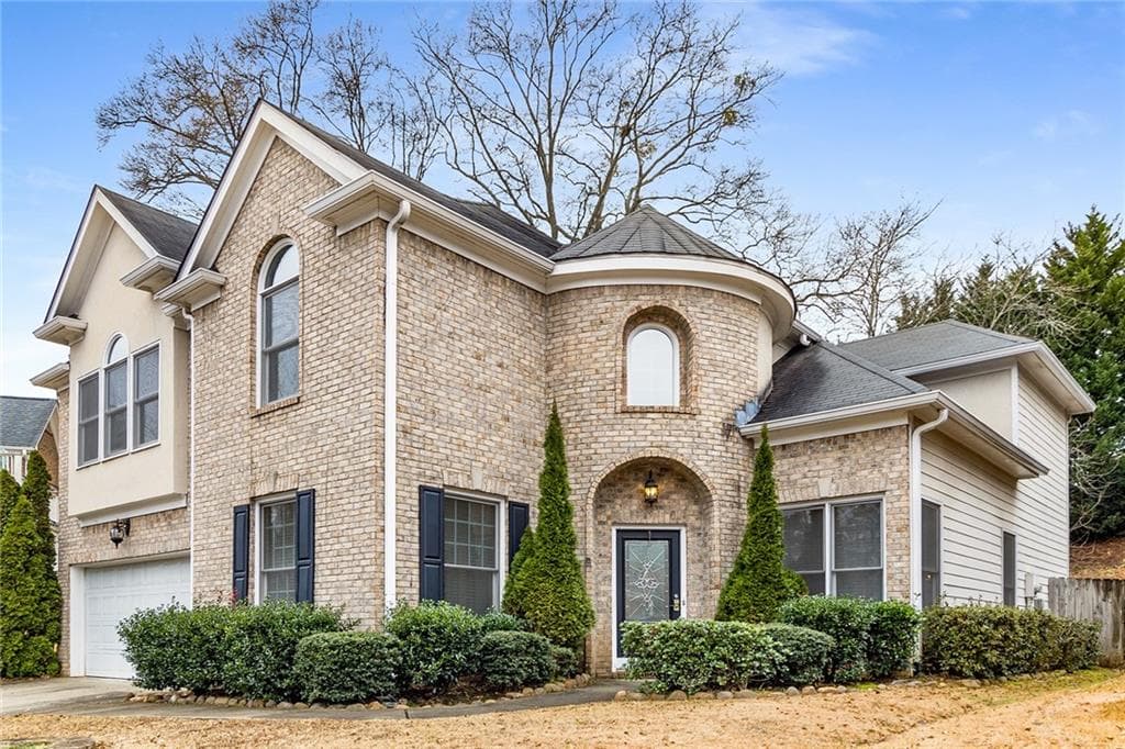 5 bedroom, 3 bathroom, 3,687 sq ft single family residence sold at 4512 Glenpointe Way, Smyrna, GA 30080