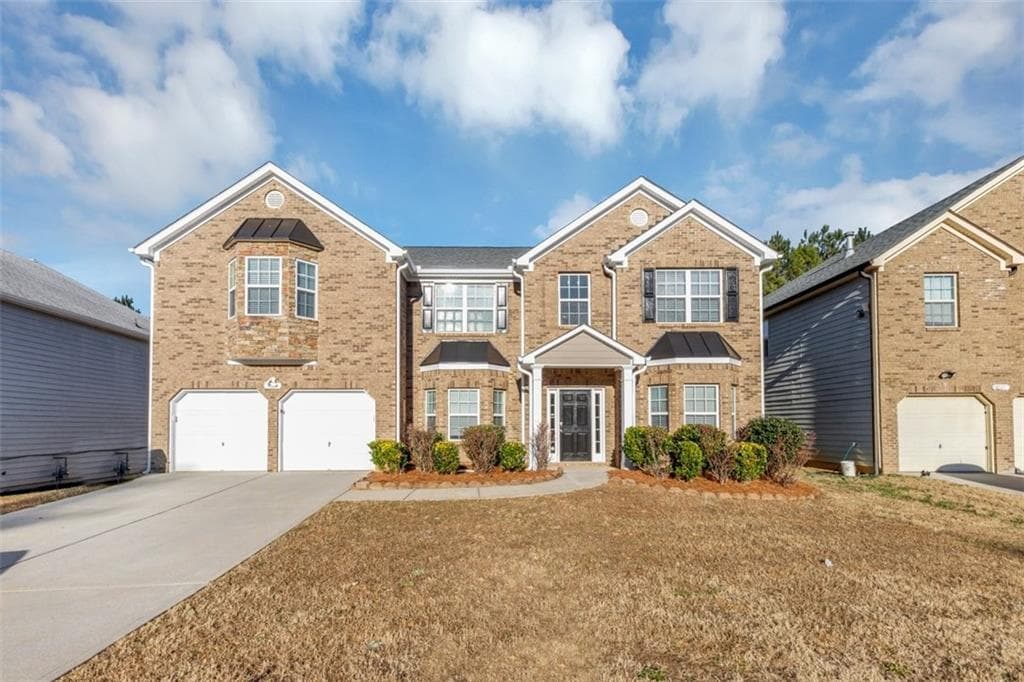 4 bedroom, 3 bathroom, 4,829 sq ft single family residence sold at 5585 Dendy Trace, Fairburn, GA 30213