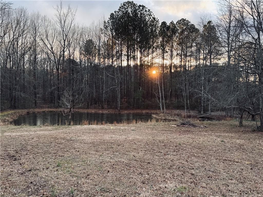 3 bedroom, 2 bathroom mobile home sold at 1204 Holly Creek Drive, Chatsworth, GA 30705
