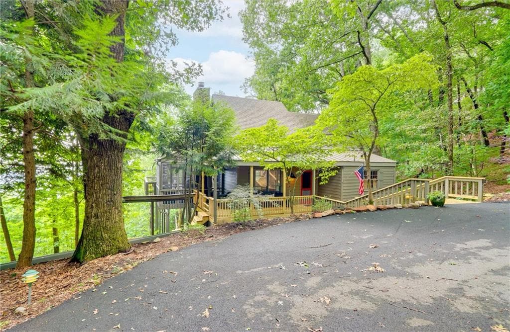 191 Sanderlin Mtn Drive, Big Canoe, GA 30143 — most recent listing photo