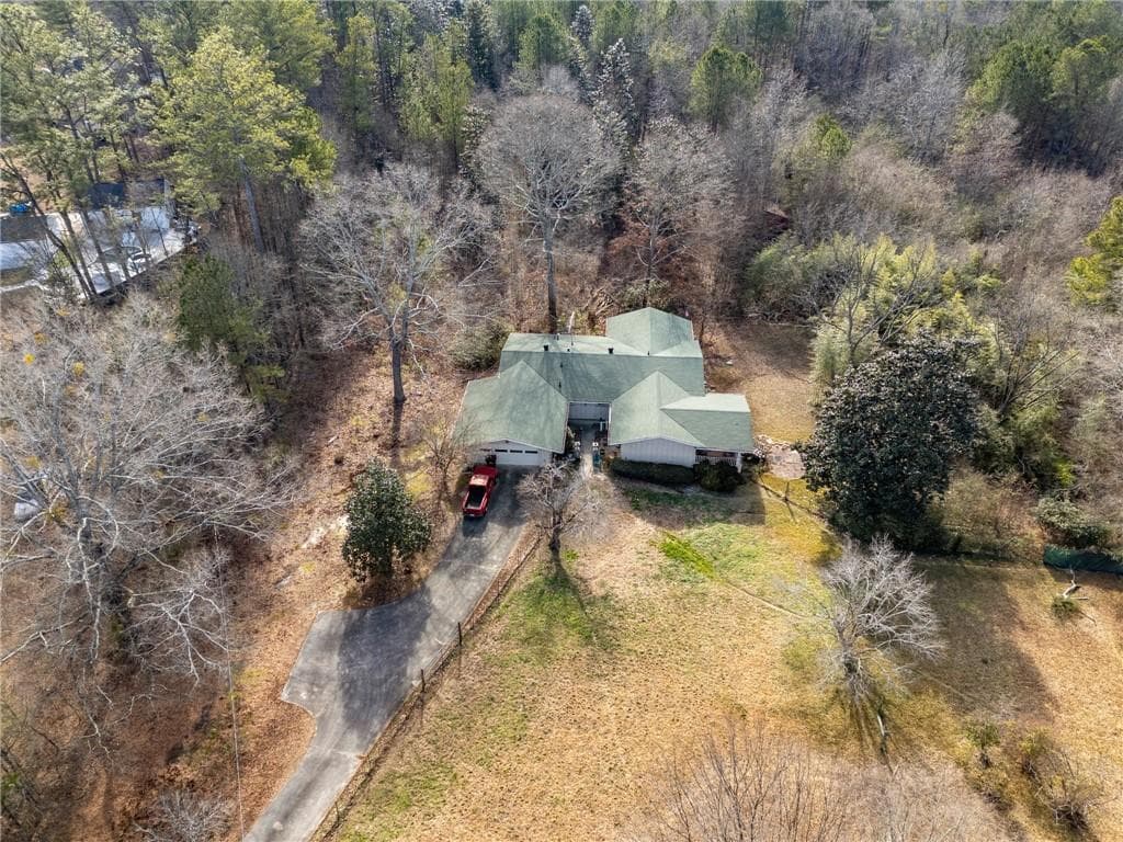 4 bedroom, 2 bathroom, 2,930 sq ft single family residence sold at 4625 Gaydon Road, Powder Springs, GA 30127