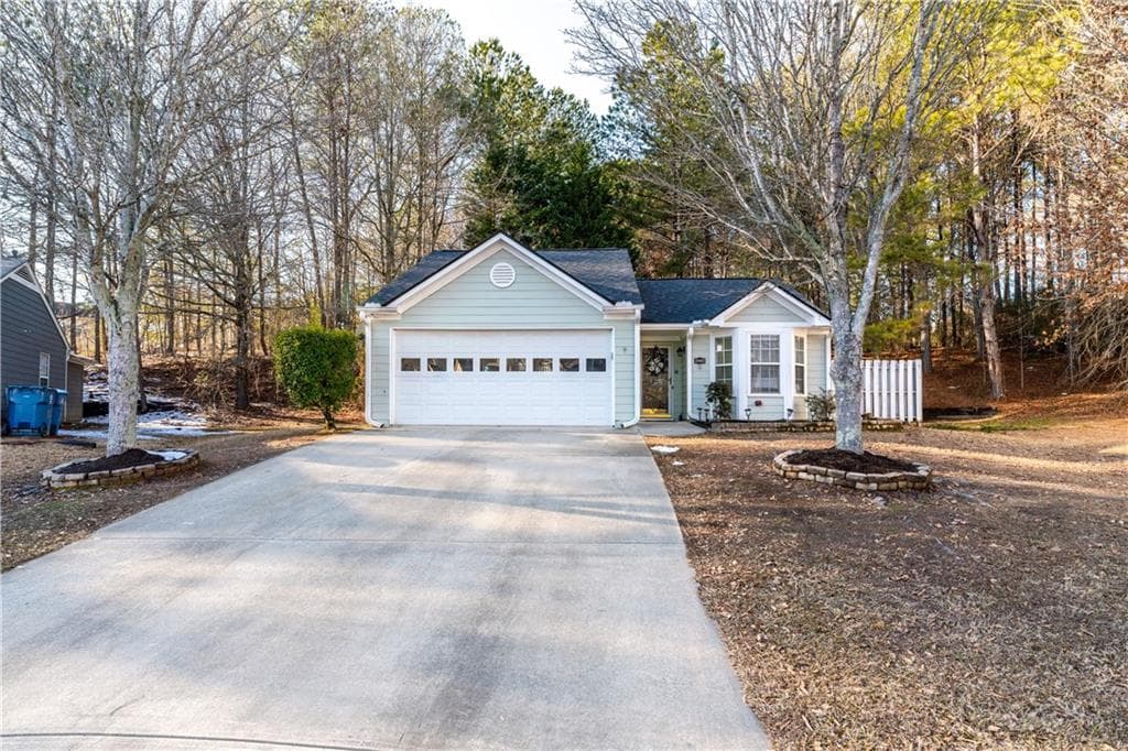 3 bedroom, 2 bathroom, 1,475 sq ft single family residence sold at 2403 Barndale Drive, Lawrenceville, GA 30044