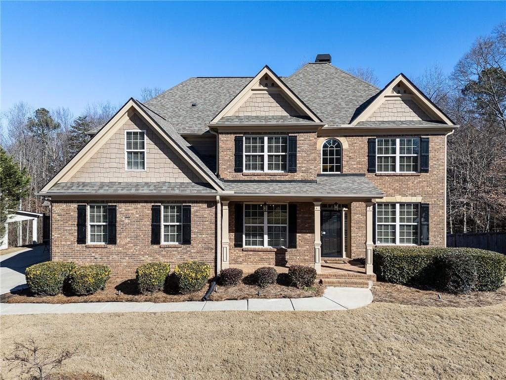6 bedroom, 4 bathroom, 4,800 sq ft single family residence sold at 8950 Yellow Pine Court, Gainesville, GA 30506