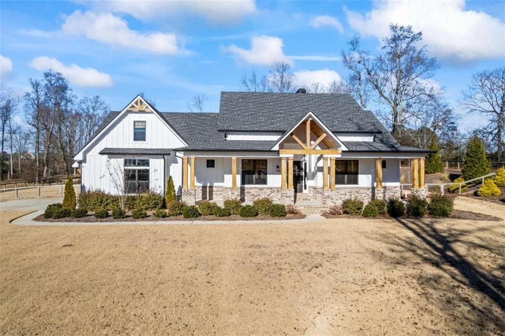 5 bedroom, 4 bathroom single family residence sold at 179 Thurmond Rd NE, Statham, GA 30666