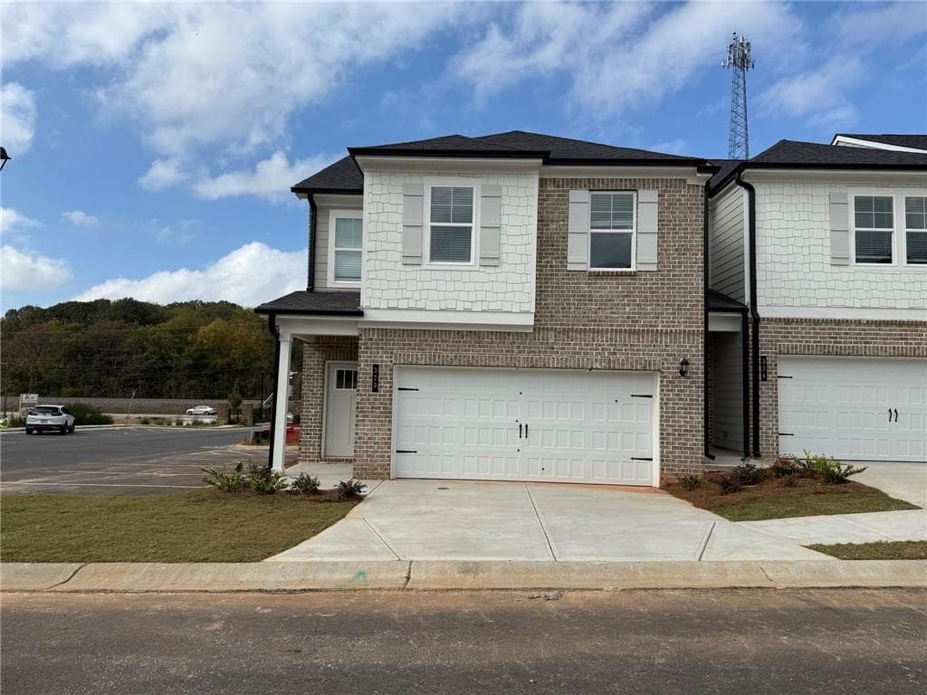 3 bedroom, 3 bathroom condominium sold at 328 Shine Drive, Stockbridge, GA 30281