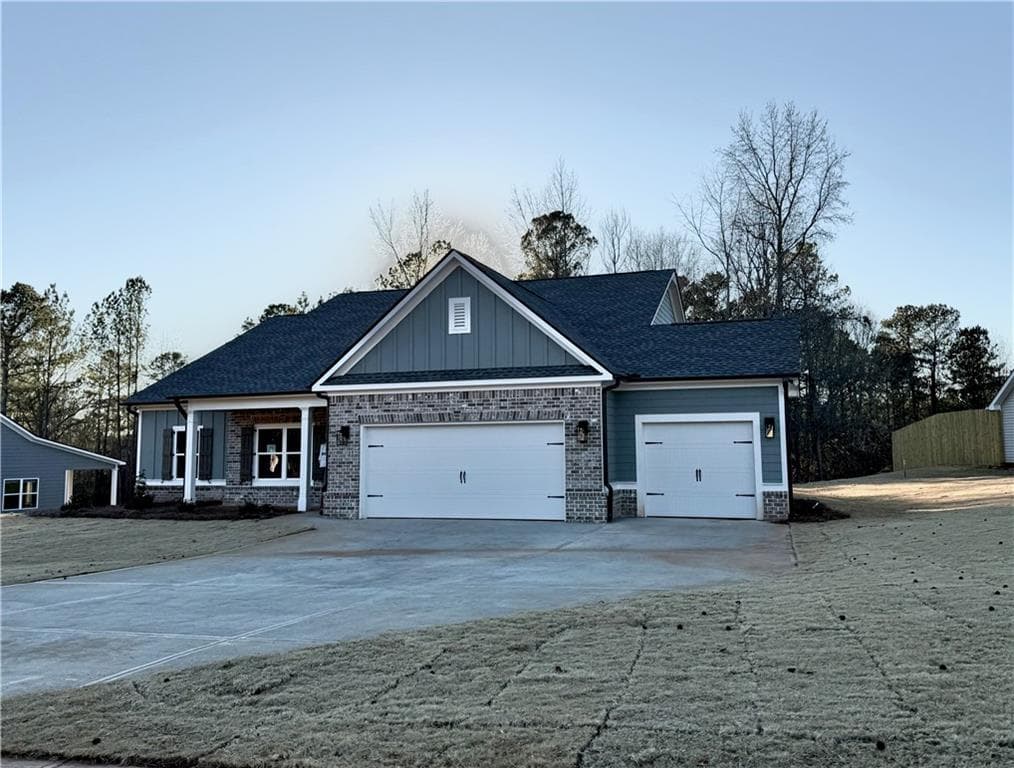 4 bedroom, 3 bathroom single family residence sold at 544 Belle Woode, Monroe, GA 30656
