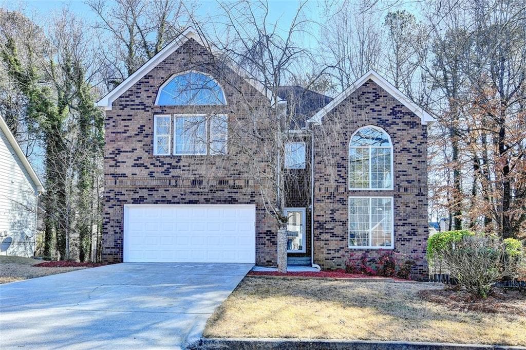 5 bedroom, 4 bathroom, 4,355 sq ft single family residence sold at 11675 RED MAPLE FOREST Drive, Alpharetta, GA 30005