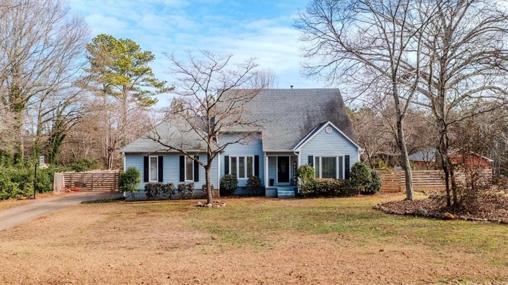 3 bedroom, 3 bathroom single family residence sold at 19 Larkwood Drive, Rome, GA 30161