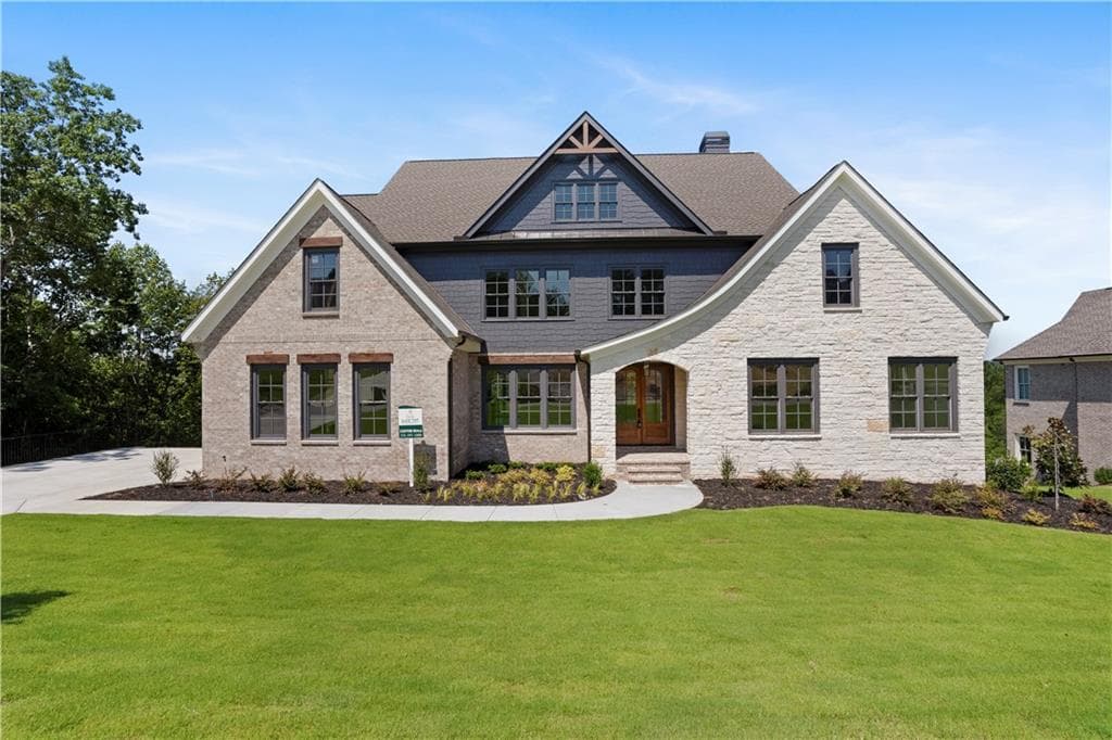 5 bedroom, 5 bathroom single family residence sold at 5693 Brendlynn Drive, Suwanee, GA 30024