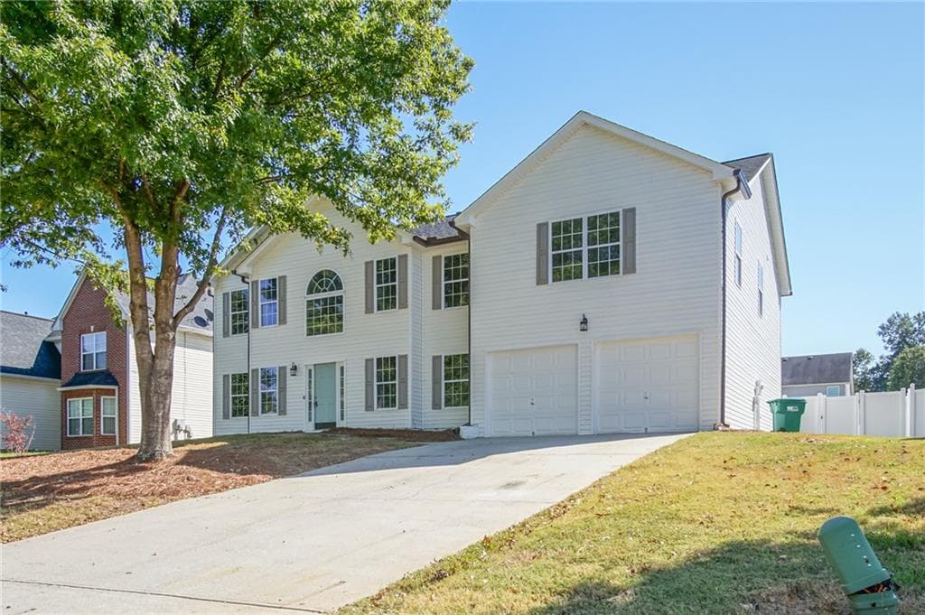 5 bedroom, 3 bathroom single family residence sold at 403 Grier Drive, Locust Grove, GA 30248