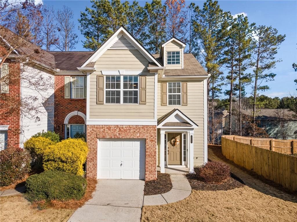 2 bedroom, 3 bathroom townhouse sold at 325 Antebellum Place, Woodstock, GA 30188