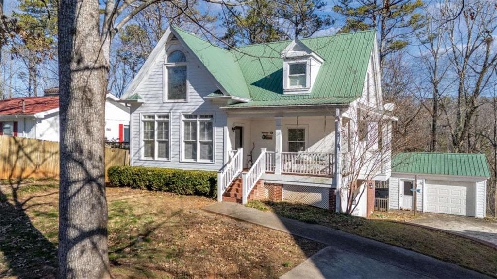 5 bedroom, 3 bathroom single family residence sold at 3852 Clubhouse Drive, Gainesville, GA 30501