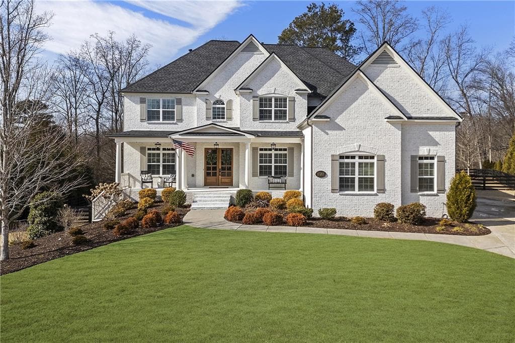 5 bedroom, 5 bathroom, 4,591 sq ft single family residence sold at 17283 Barberry Road, Milton, GA 30004