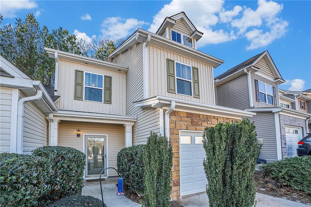 3 bedroom, 3 bathroom townhouse sold at 228 Ridge Mill Drive, Acworth, GA 30102