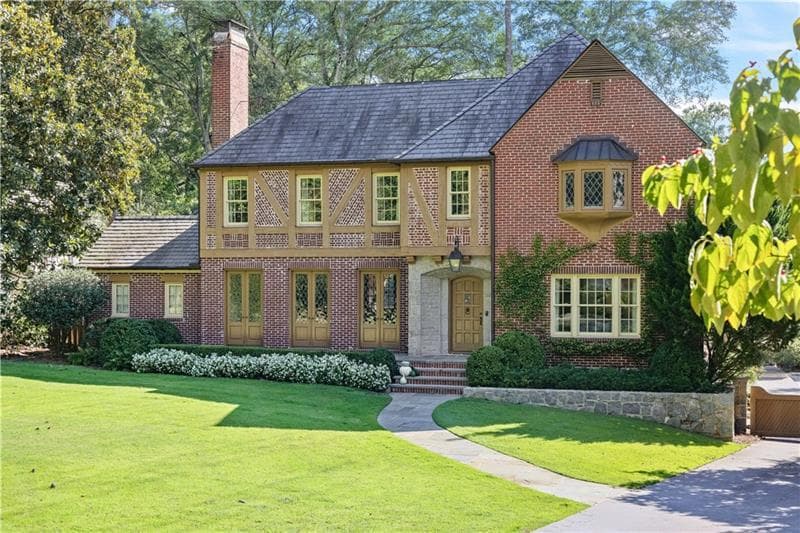 5 bedroom, 8 bathroom single family residence sold at 106 Peachtree Battle Avenue, Atlanta, GA 30305