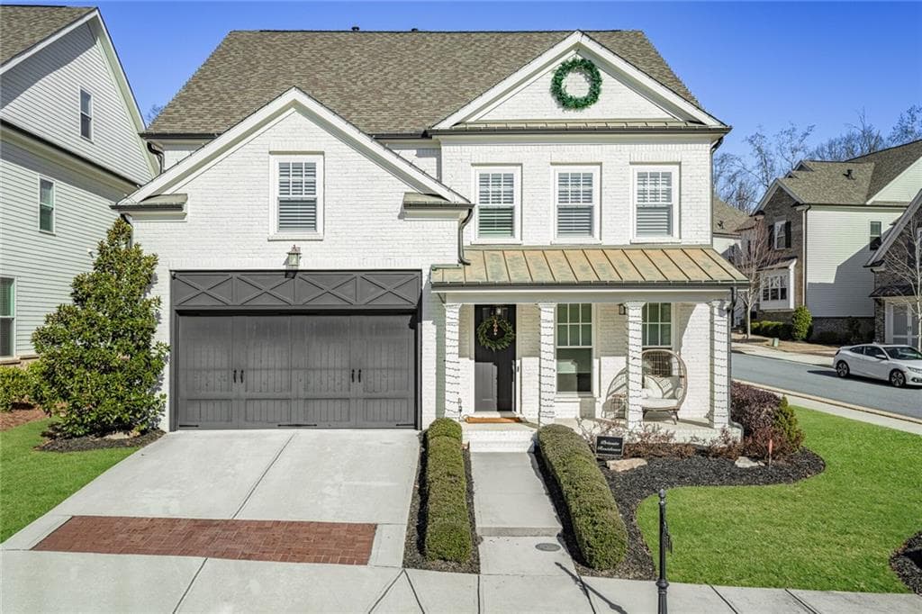 5 bedroom, 5 bathroom, 4,100 sq ft single family residence sold at 560 Hannaford Walk, Duluth, GA 30097