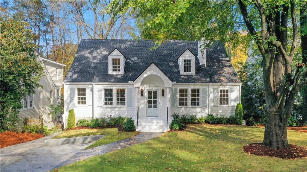 5 bedroom, 5 bathroom, 5,100 sq ft single family residence sold at 641 Longwood Drive, Atlanta, GA 30305