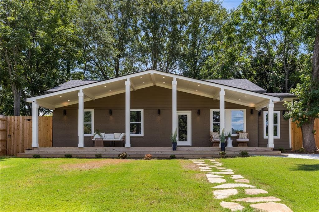 3 bedroom, 3 bathroom single family residence sold at 1102 Fountain Drive, Atlanta, GA 30314
