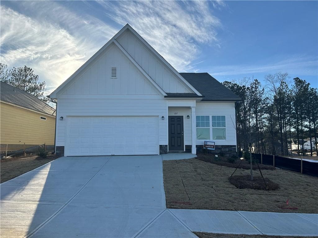 2 bedroom, 2 bathroom single family residence sold at 197 Hydrangea Court, Dallas, GA 30132