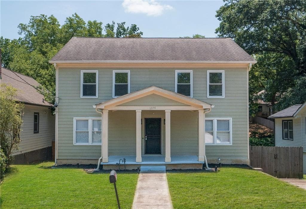4 bedroom, 4 bathroom, 2,448 sq ft single family residence sold at 1576 Mims Street, Atlanta, GA 30314
