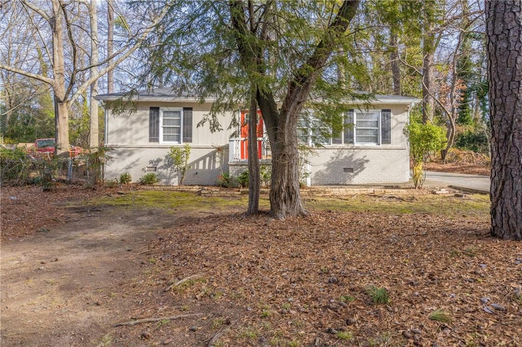 3 bedroom, 1 bathroom, 975 sq ft single family residence sold at 667 Steve Drive, Atlanta, GA 30315