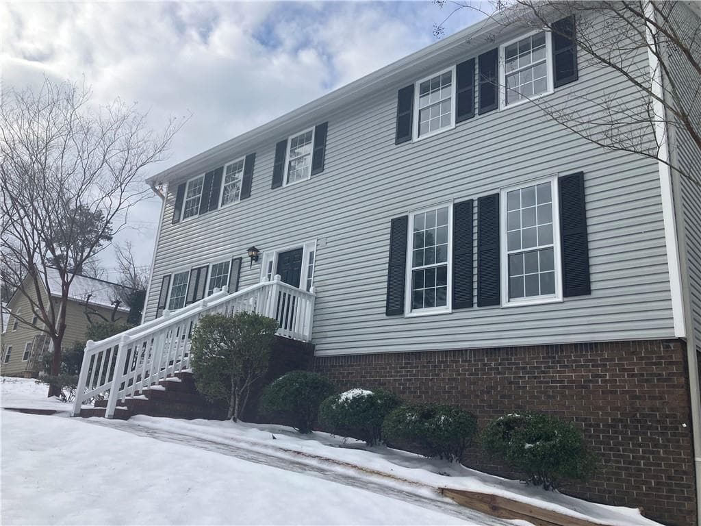 4 bedroom, 3 bathroom, 2,517 sq ft single family residence sold at 1485 Reynolds Road, Atlanta, GA 30331