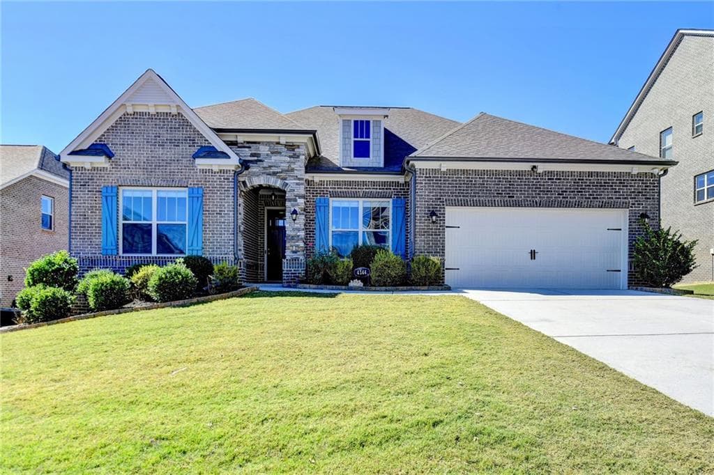 3 bedroom, 3 bathroom, 2,543 sq ft single family residence sold at 4144 Hawking Drive, Suwanee, GA 30024