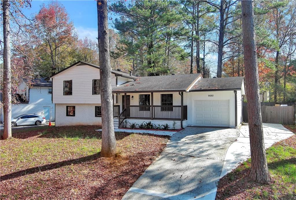 9050 Raven Drive, Jonesboro, GA 30238 — most recent listing photo