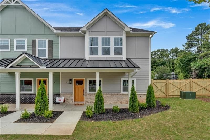 3 bedroom, 3 bathroom townhouse sold at 702 Fairgate Road, Marietta, GA 30064