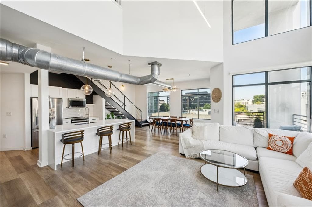 3 bedroom, 3 bathroom condominium sold at 260 18th Street 10311, Atlanta, GA 30363
