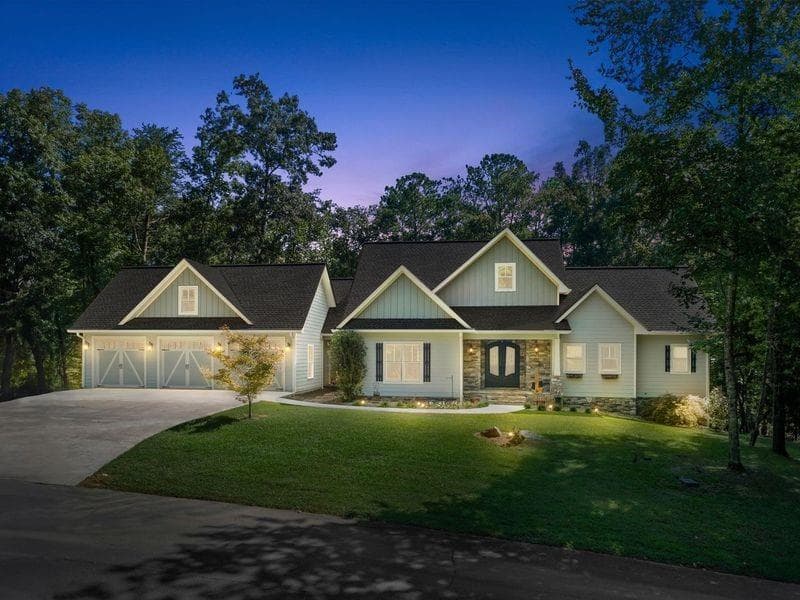 3 bedroom, 3 bathroom single family residence sold at 275 Fox Run Lane, Jasper, GA 30143