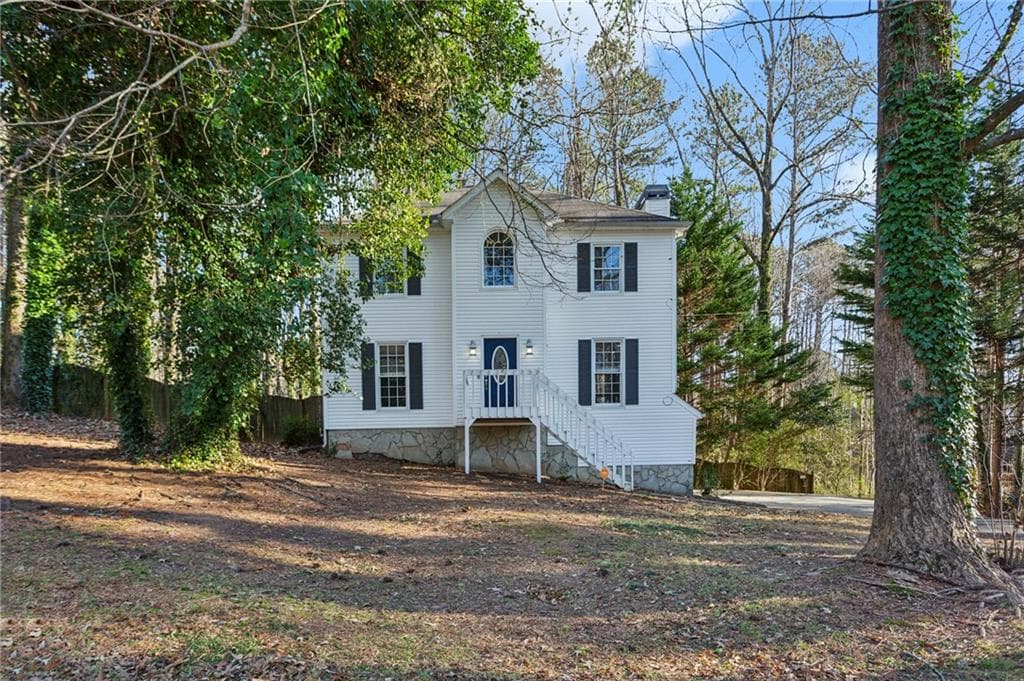 3 bedroom, 3 bathroom single family residence sold at 1741 Charrington Way, Powder Springs, GA 30127