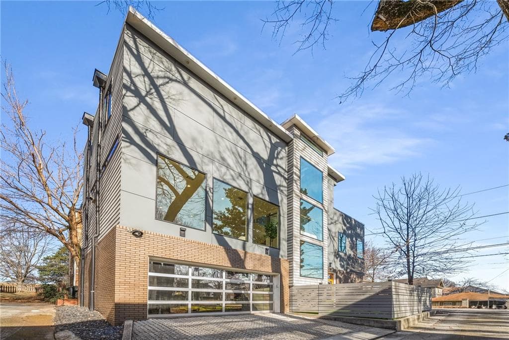 3 bedroom, 4 bathroom, 1,821 sq ft single family residence sold at 426 Arnold Street, Atlanta, GA 30308