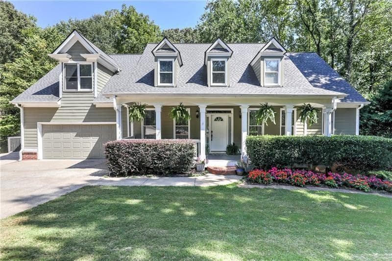 5 bedroom, 5 bathroom, 3,647 sq ft single family residence sold at 5032 Hickory Hills Drive, Woodstock, GA 30188