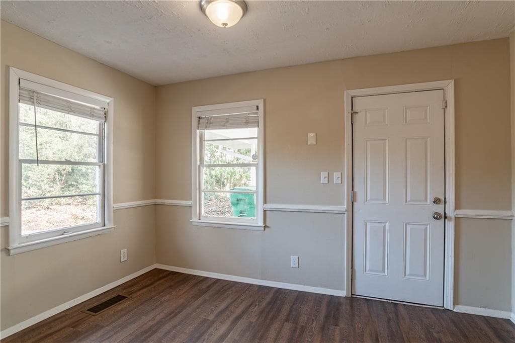 4 bedroom, 1 bathroom, 1,118 sq ft single family residence for sale at 3018 Meadowview Drive, Atlanta, GA 30316 — photo 9