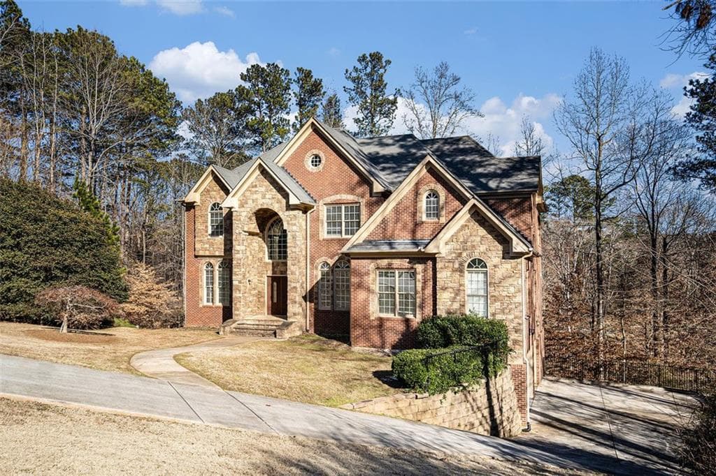 5 bedroom, 5 bathroom single family residence sold at 4938 KANAWHA Bluff, Stone Mountain, GA 30087