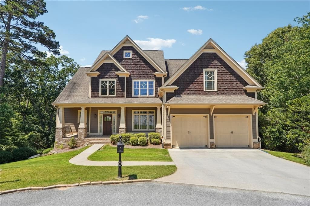 4 bedroom, 3 bathroom single family residence sold at 15 Amberly Lane, Cartersville, GA 30121