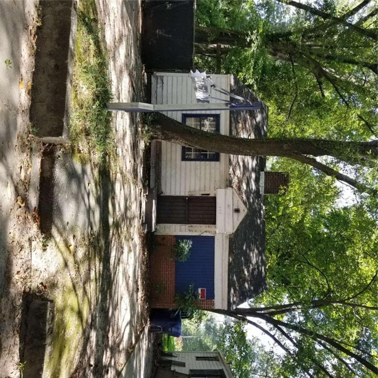 2 bedroom, 1 bathroom, 1,150 sq ft single family residence sold at 299 Flowers Place, Atlanta, GA 30314