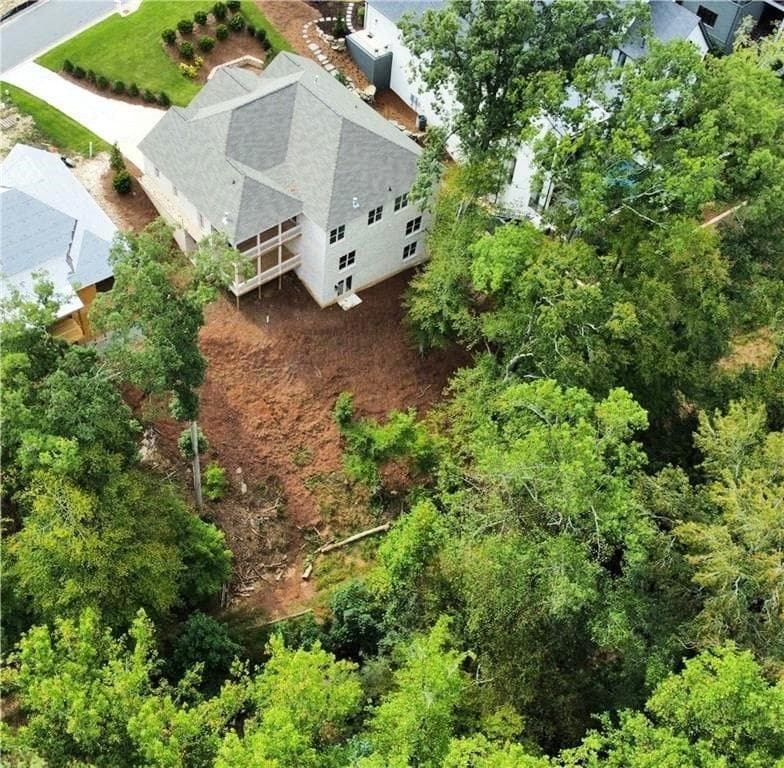 5 bedroom, 5 bathroom, 5,900 sq ft single family residence for sale at 4412 Brookview Drive, Atlanta, GA 30339 — photo 3