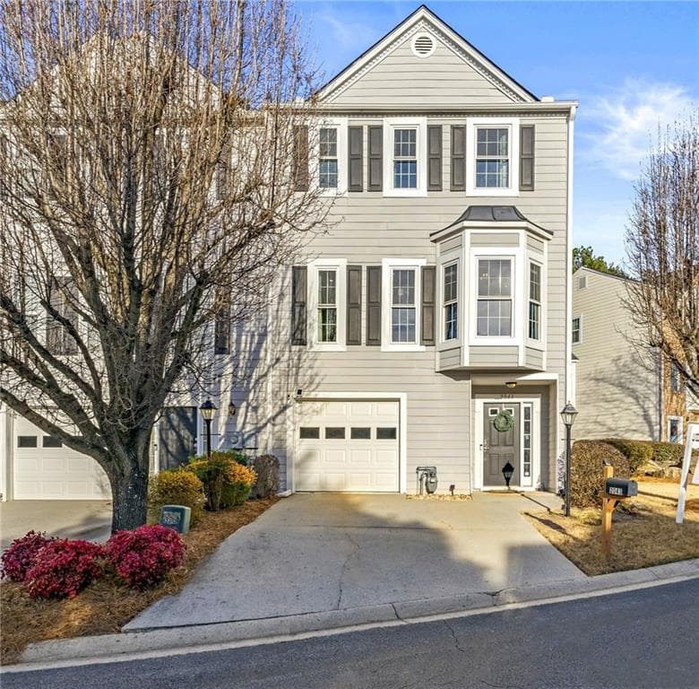 2 bedroom, 3 bathroom, 1,494 sq ft townhouse sold at 2043 PINNACLE POINTE Drive, Norcross, GA 30071