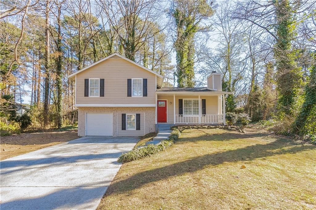 4 bedroom, 2 bathroom single family residence sold at 3794 Whaley Court, Snellville, GA 30039