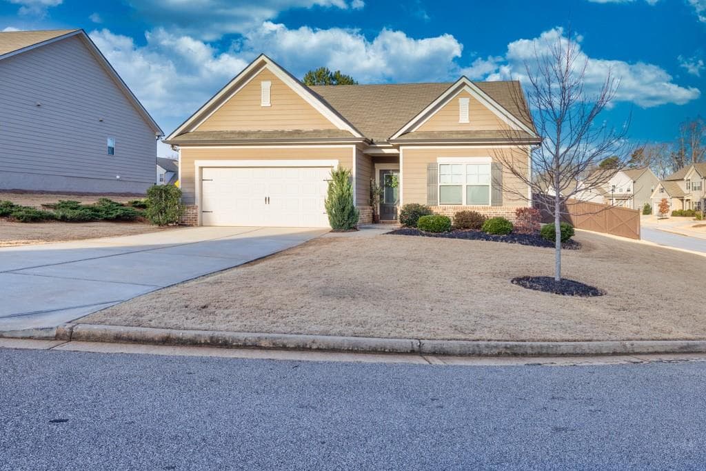 1564 Davey Circle, Hoschton, GA 30548 — most recent listing photo