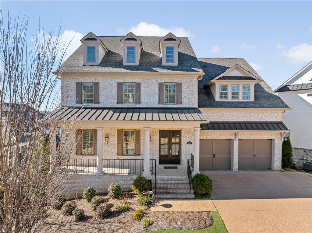 4 bedroom, 5 bathroom, 4,800 sq ft single family residence sold at 1045 Coleman Place Drive, Roswell, GA 30075