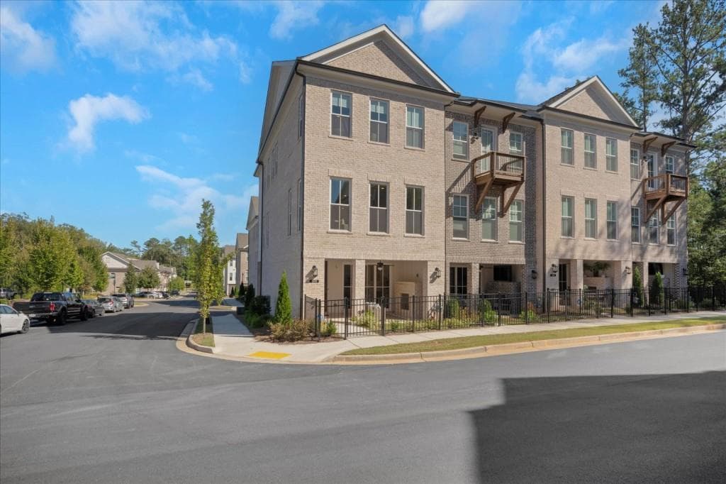 500 Clover Lane, Alpharetta, GA 30009 — most recent listing photo