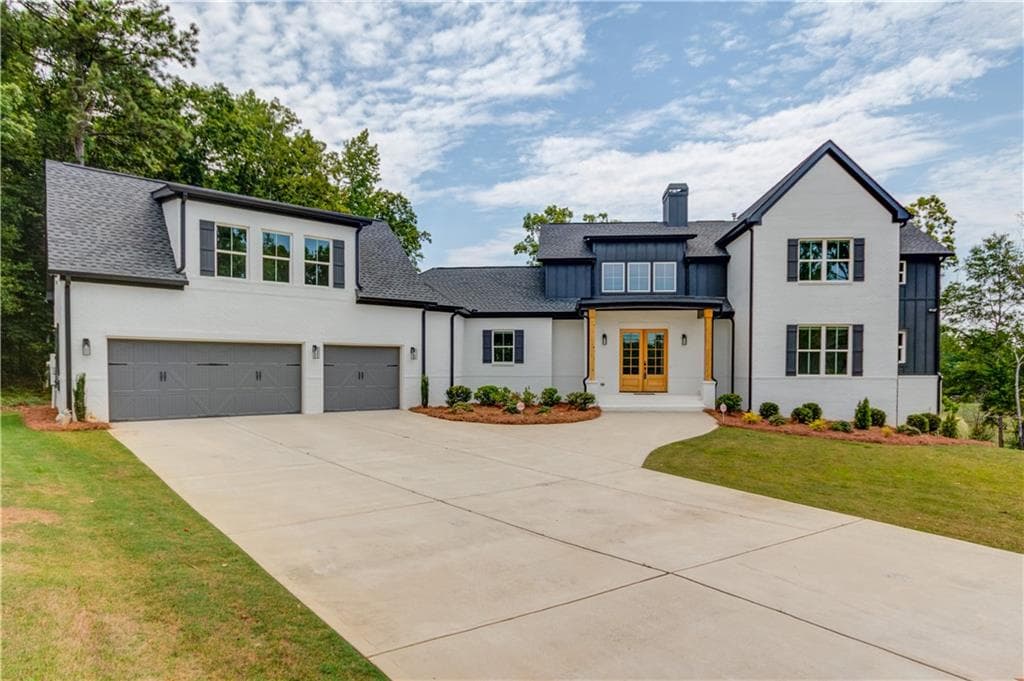 5 bedroom, 5 bathroom single family residence sold at 4860 Boulder Stone Way, Auburn, GA 30011