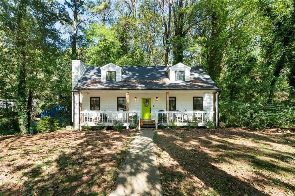 3 bedroom, 2 bathroom single family residence sold at 5144 Highland Trail, Acworth, GA 30102