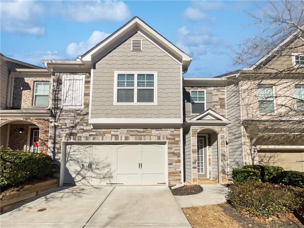 3 bedroom, 3 bathroom townhouse sold at 5823 Keystone Point, Lithonia, GA 30058