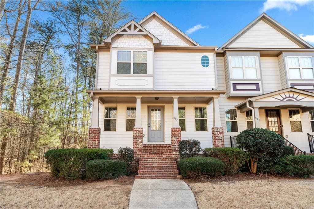 3 bedroom, 3 bathroom, 1,948 sq ft townhouse sold at 615 Royal Crescent Alley, Canton, GA 30115