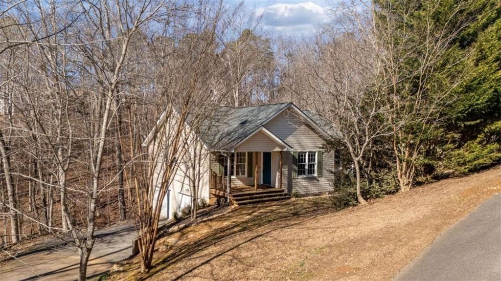 3 bedroom, 2 bathroom, 2,712 sq ft single family residence sold at 61 Majestic Oak Drive, Dahlonega, GA 30533