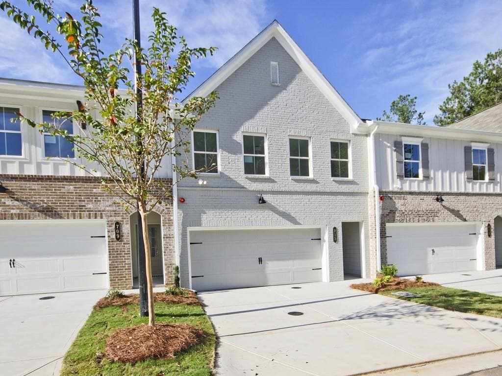 713 Trevett Way, Marietta, GA 30062 — most recent listing photo